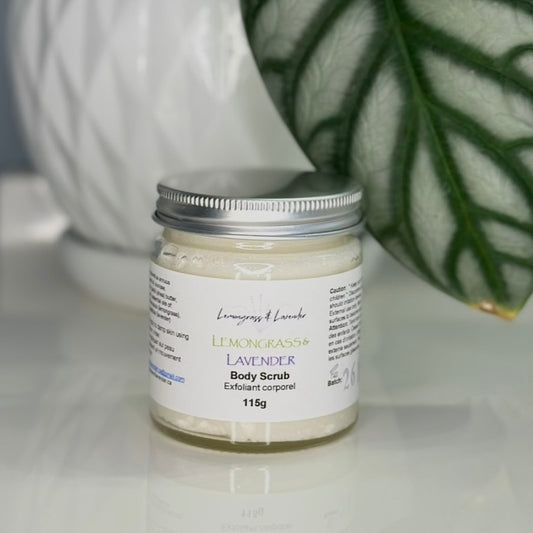 Lemongrass & Lavender scented Body Scrub/exfoliant corporel
Handmade in Kanata, ON, Canada
Plant-derived ingredients
Eco-friendly packaging